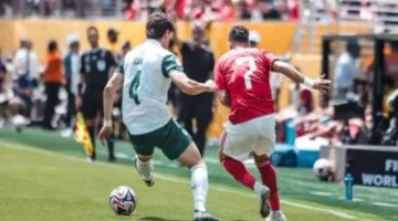 توقف مفاجئ.. سوء الأحوال الجوية يعطل مباراة الأهلي وبالميراس في الدقيقة 60